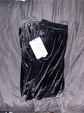 Black Velour Jogger Bottoms by Kendall & Kylie